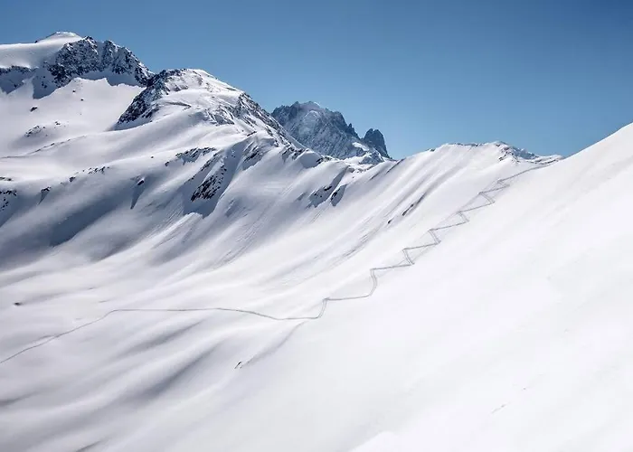 Chamois Blanc - Quiet Close To The Town Centre - By Cozee 霞慕尼