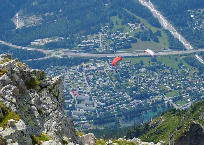 Apartment Chamois Blanc - Quiet Close To The Town Centre - By Cozee Chamonix